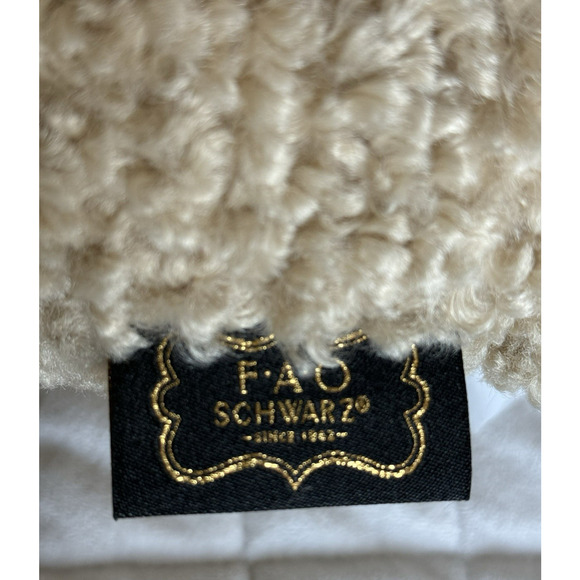 FAO SCHWARZ Brown Curly Hair Teddy Bear Face Pillow NEW‎ With Tags 20" x 20" - Picture 5 of 10